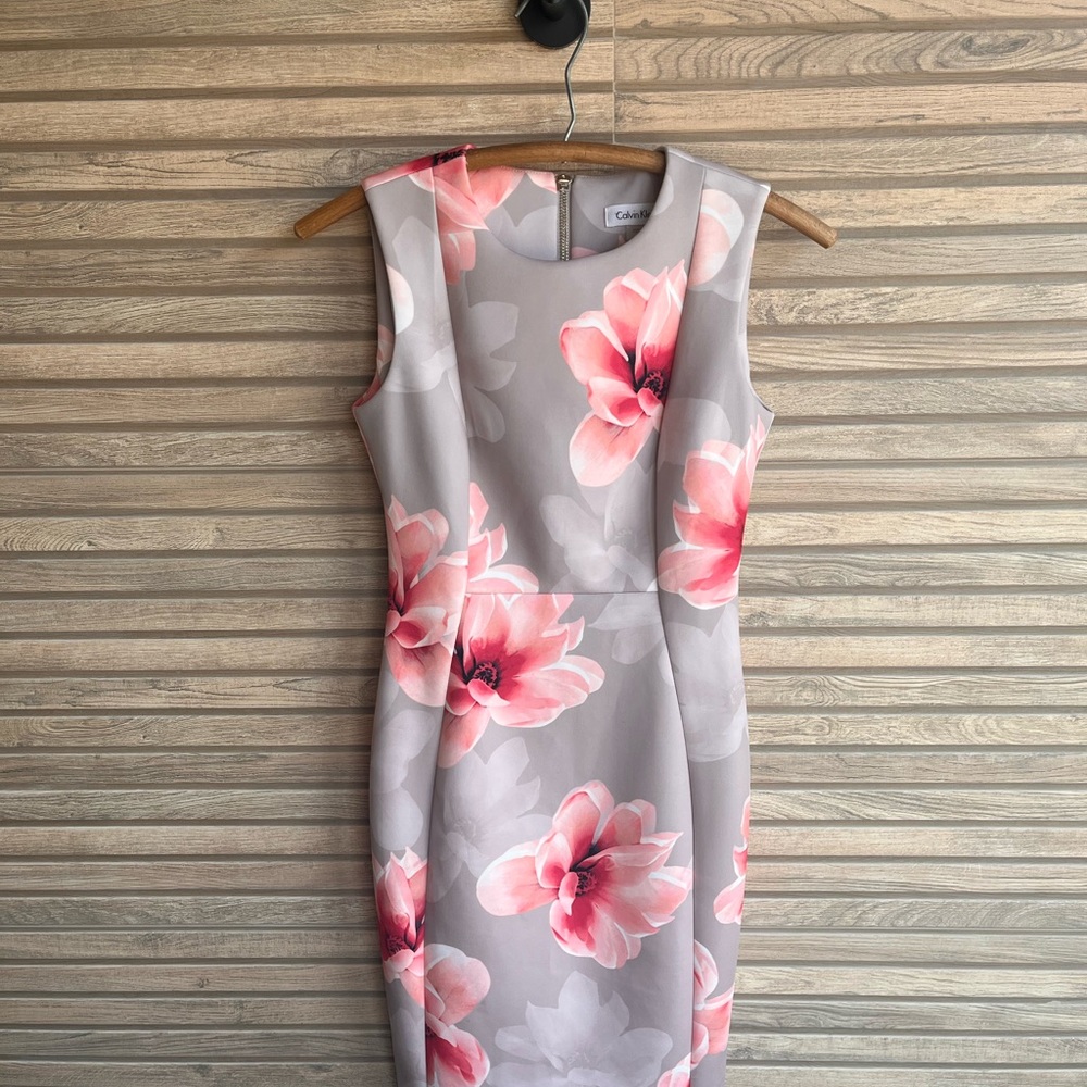Calvin Klein Beige Pink Floral Print Sheath Dress - Size 2P Petite - Picture 4 of 4
